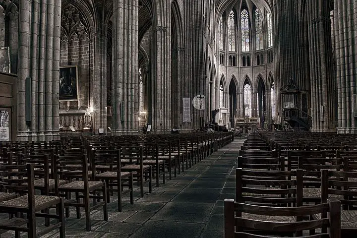 Praying in an empty church
